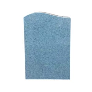 Korkeus 60 cm, leveys 40 cm, vahvuus 15 cm Pintakäsittelyt: Etupinta, sivut ja päällinen hiottu Kaikille arkkuhautapaikoille ja useimmille uurnahautapaikoille soveltuva koko, suunniteltu 2-4 henkilön nimitiedoille